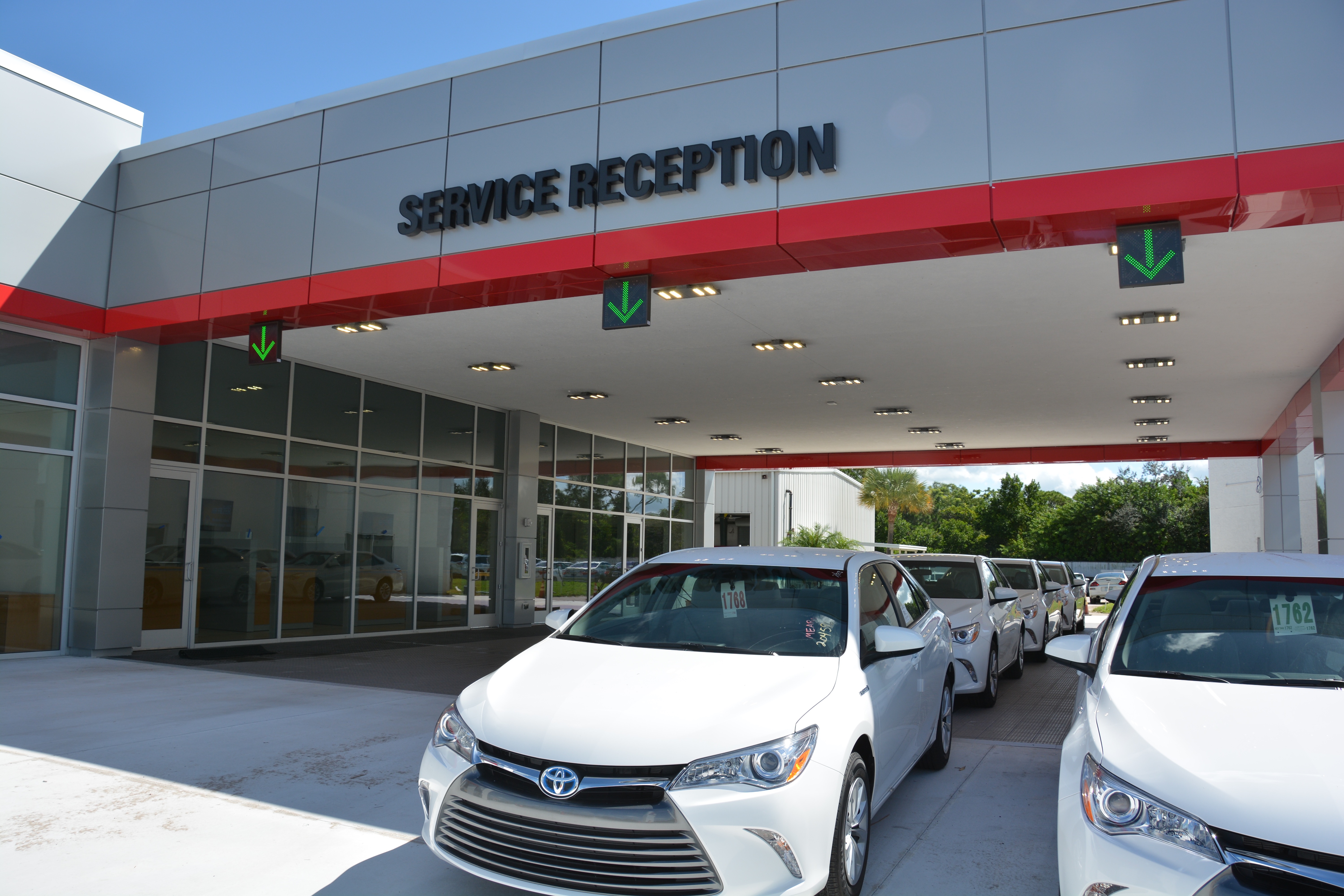 Alan Jay Toyota Central Contractors State Certified Electrical Description 14 000 Sqft New Car Showroom Facility With Site 480 277v 3p 800a Electrical Service Distribution Building And Lighting Led Retrofit